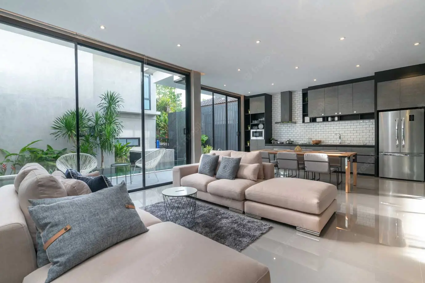 Iconic Living Experience Numax Royal Empire Residences